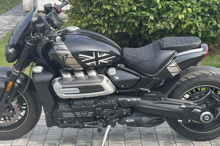 Triumph Rocket